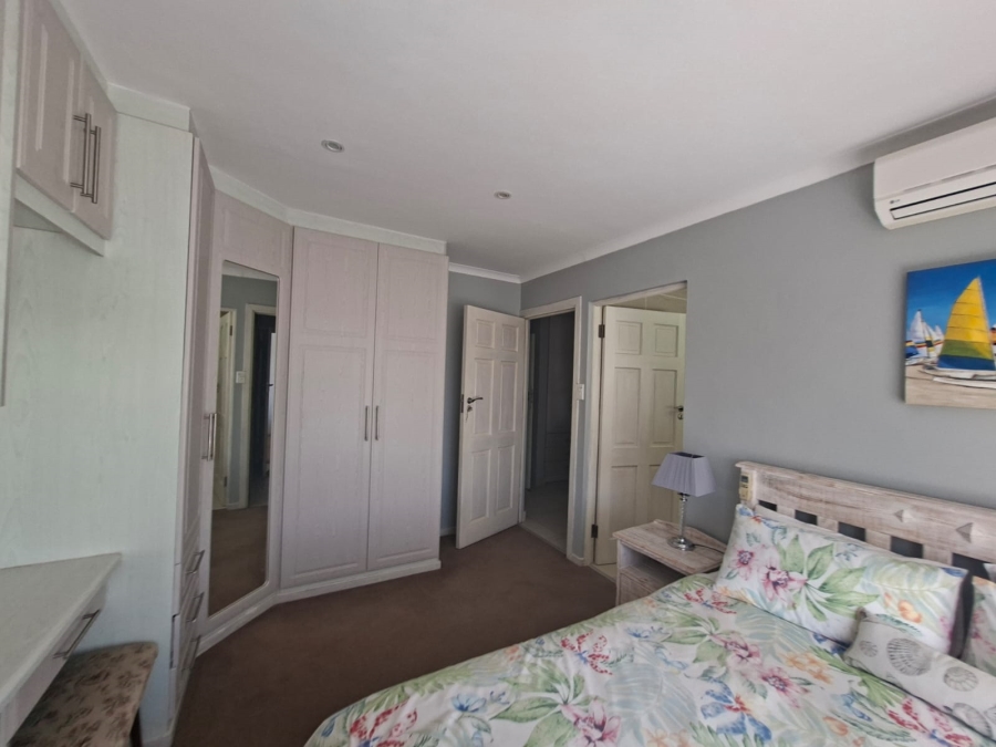 6 Bedroom Property for Sale in Da Nova Western Cape